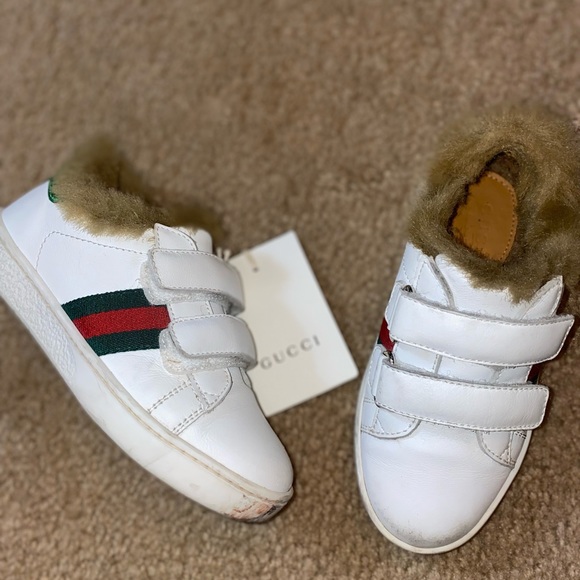 Gucci kids Toddler’s Ace leather sneaker with faux fur - Picture 6 of 10